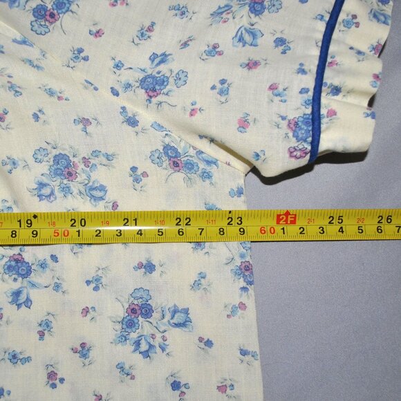 Vintage Sears Robe Size Medium Floral Print Retro Mod Housecoat Snap Front - Picture 9 of 11